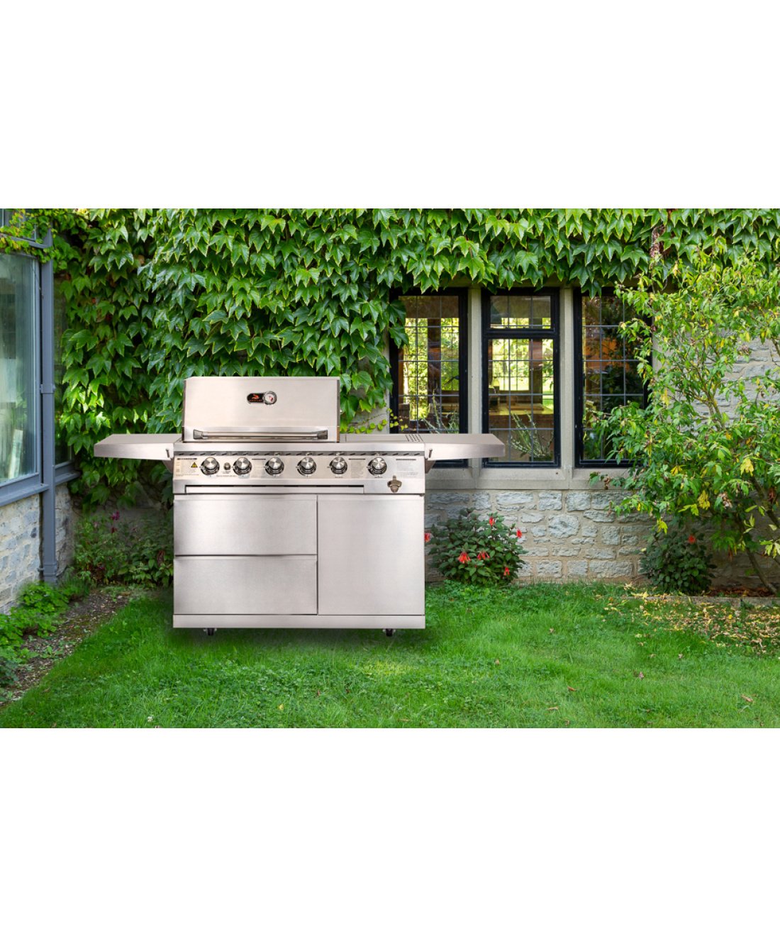 WHISTLER-GRILLS-LIFESTYLE Cirencester 4 Freestanding BBQ Famous Garden uk garden setting