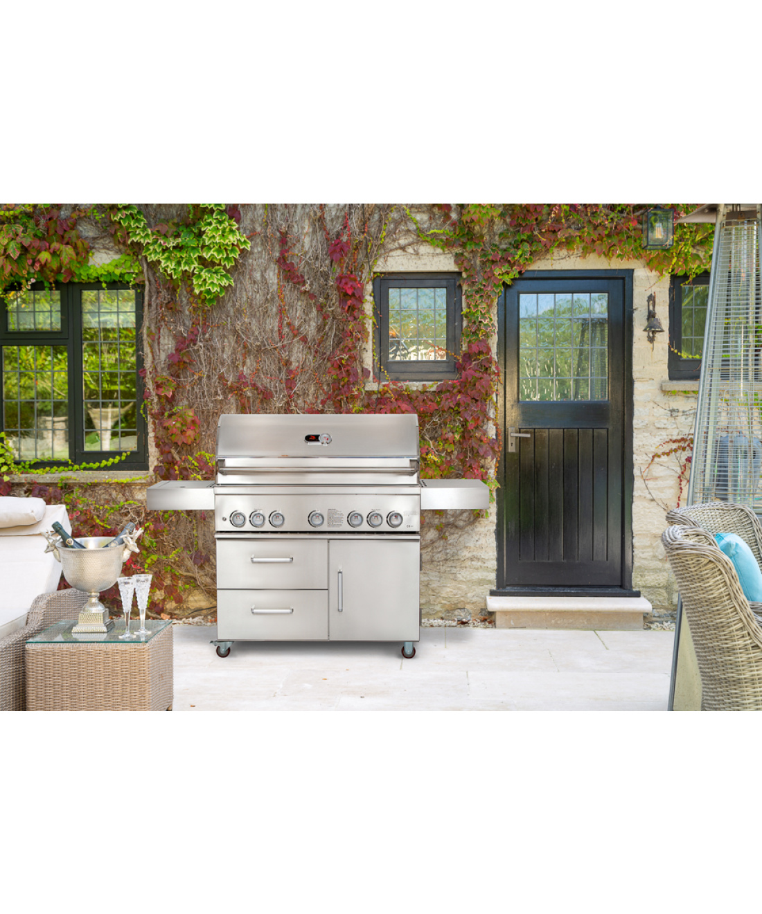 Famous Garden UK Bilbury 5 Freestanding BBQ Whistler Grills front on patio closed