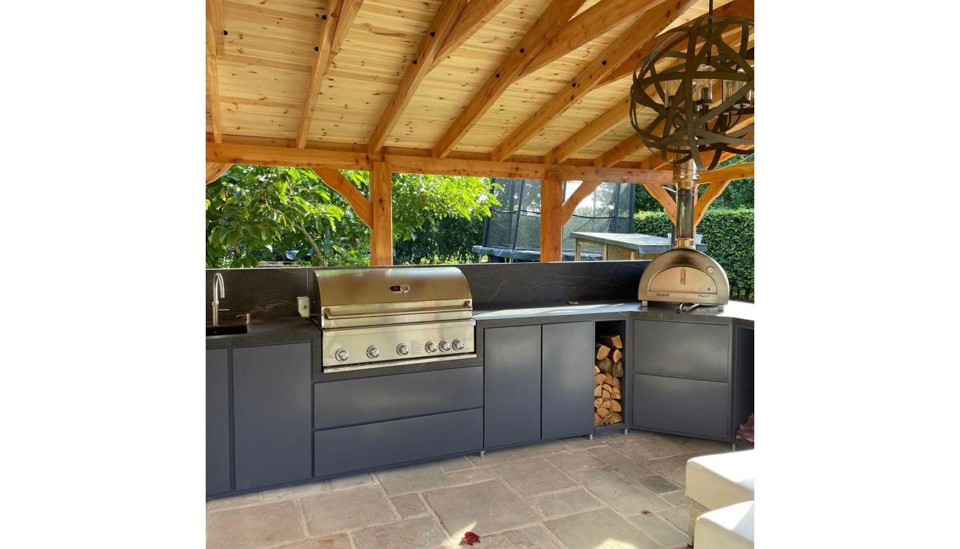 famous garden uk burford 5 built in range whistler grills