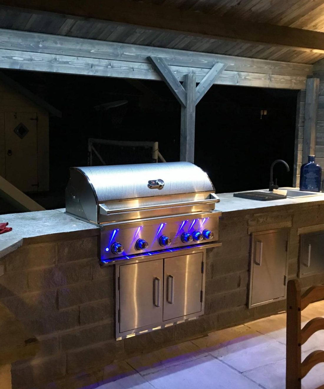 whistler grills burford 5 built in range from famous garden uk outside lit up