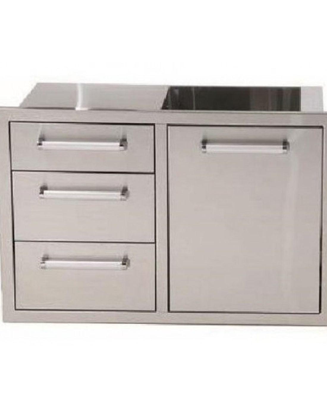 triple door and bin liner whistler grills built in range