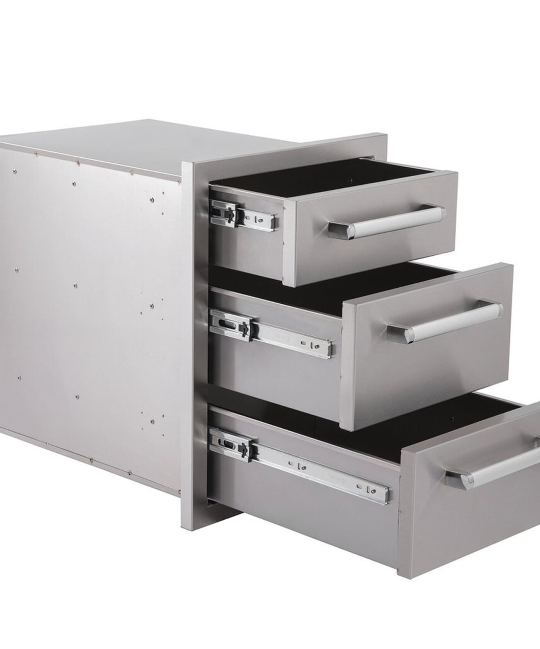 famous Garden Whistler triple door draw open built in range